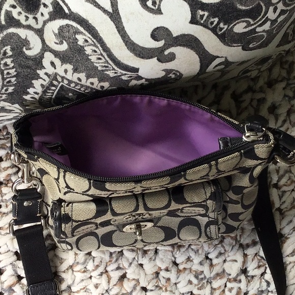 Coach purse - Picture 3 of 3